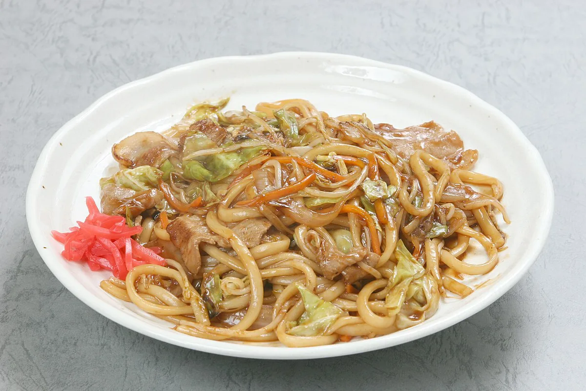 Kokura-yakiudon1 — 2