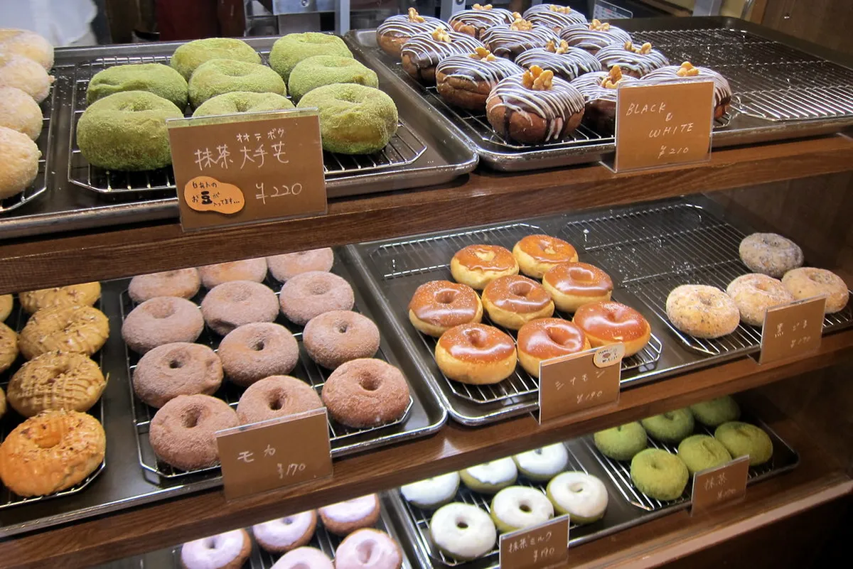 How to Route a Kobe Bakery Crawl From Kitano to Motomachi