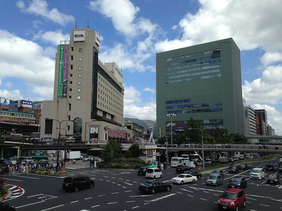 Kobe Matsuri street parade along Flower Road, Japan — 1