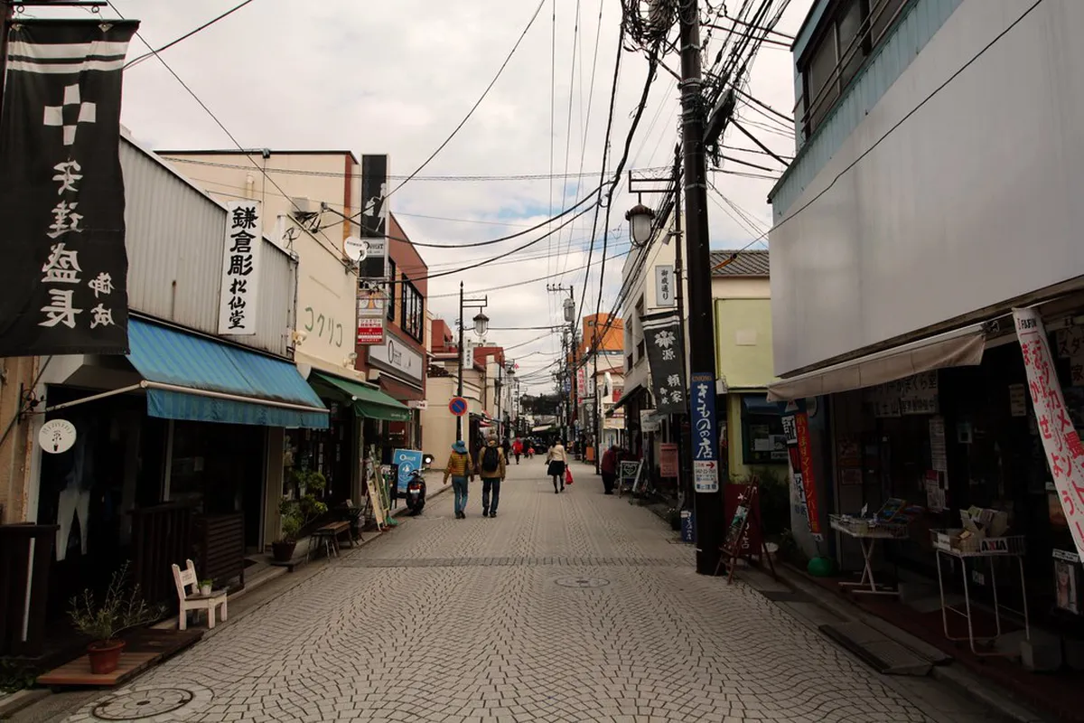 Beyond the Street: Nearby Attractions and Logistics in Kamakura, Japan