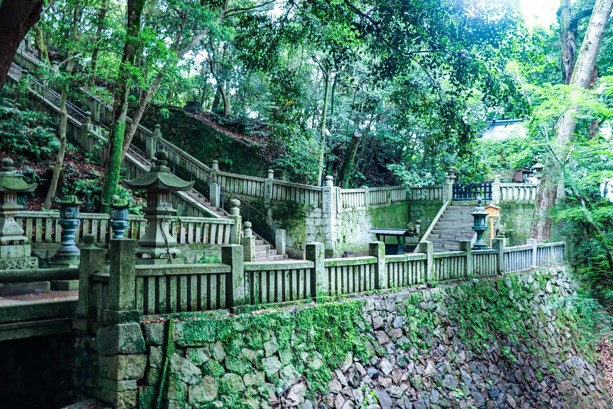 Art, Culture, and Sacred History in Kotohira