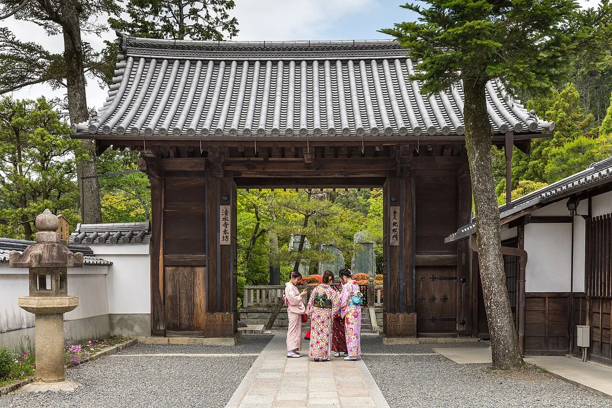 Higashiyama Hanatouro lantern festival in Kyoto during March, Japan — 2