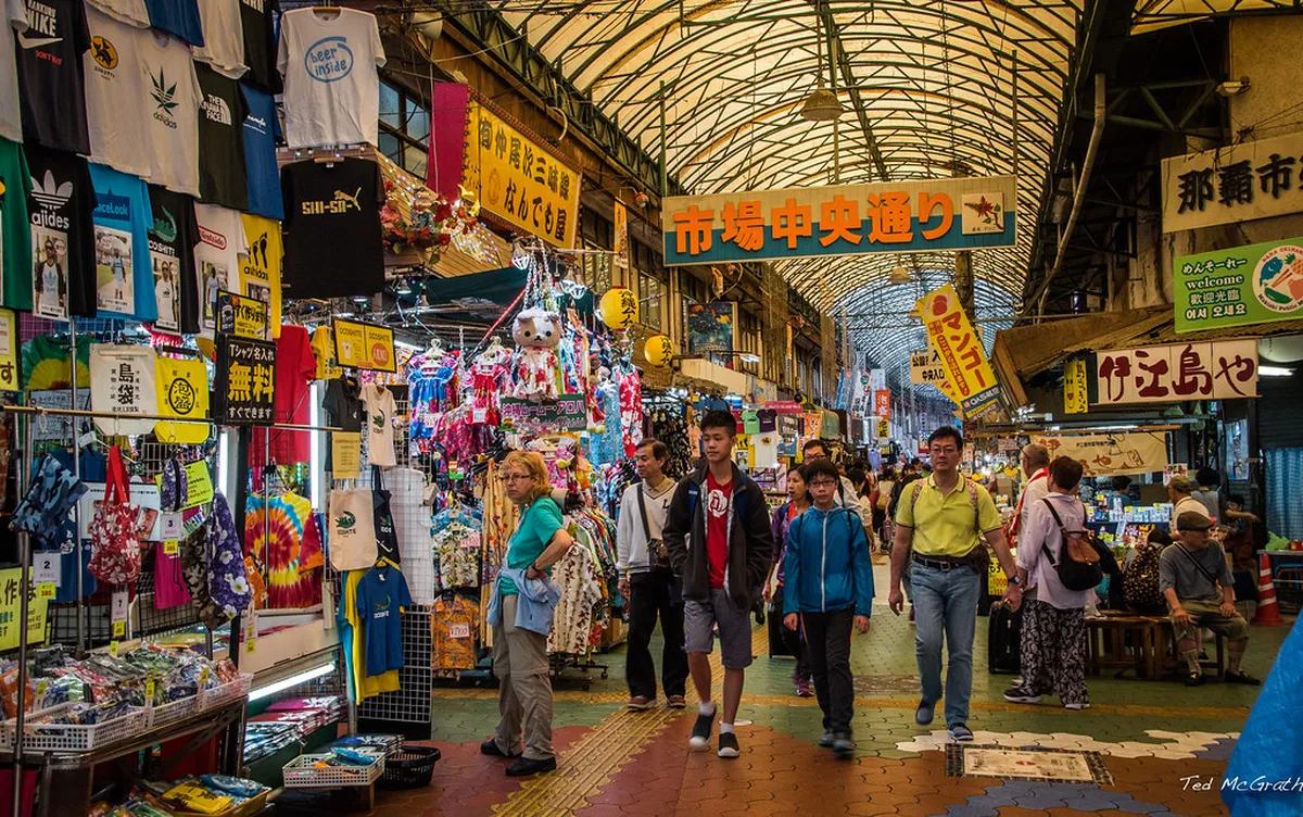Fresh tropical fish and colorful seafood displayed on ice at Daiichi Makishi Public Market in Naha, Okinawa