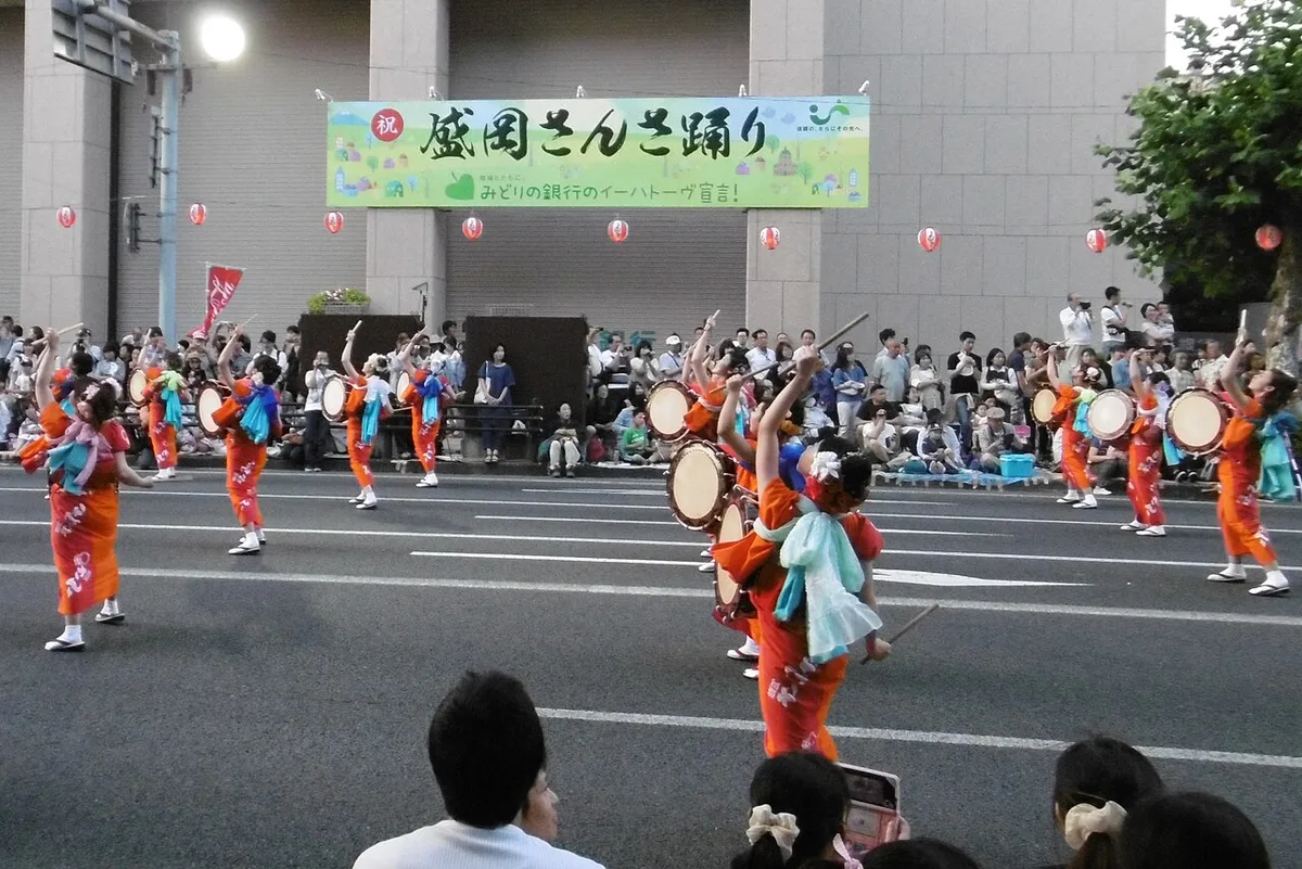 Dancers and drummers in the Morioka Sansa Odori parade, Iwate, Japan — 1