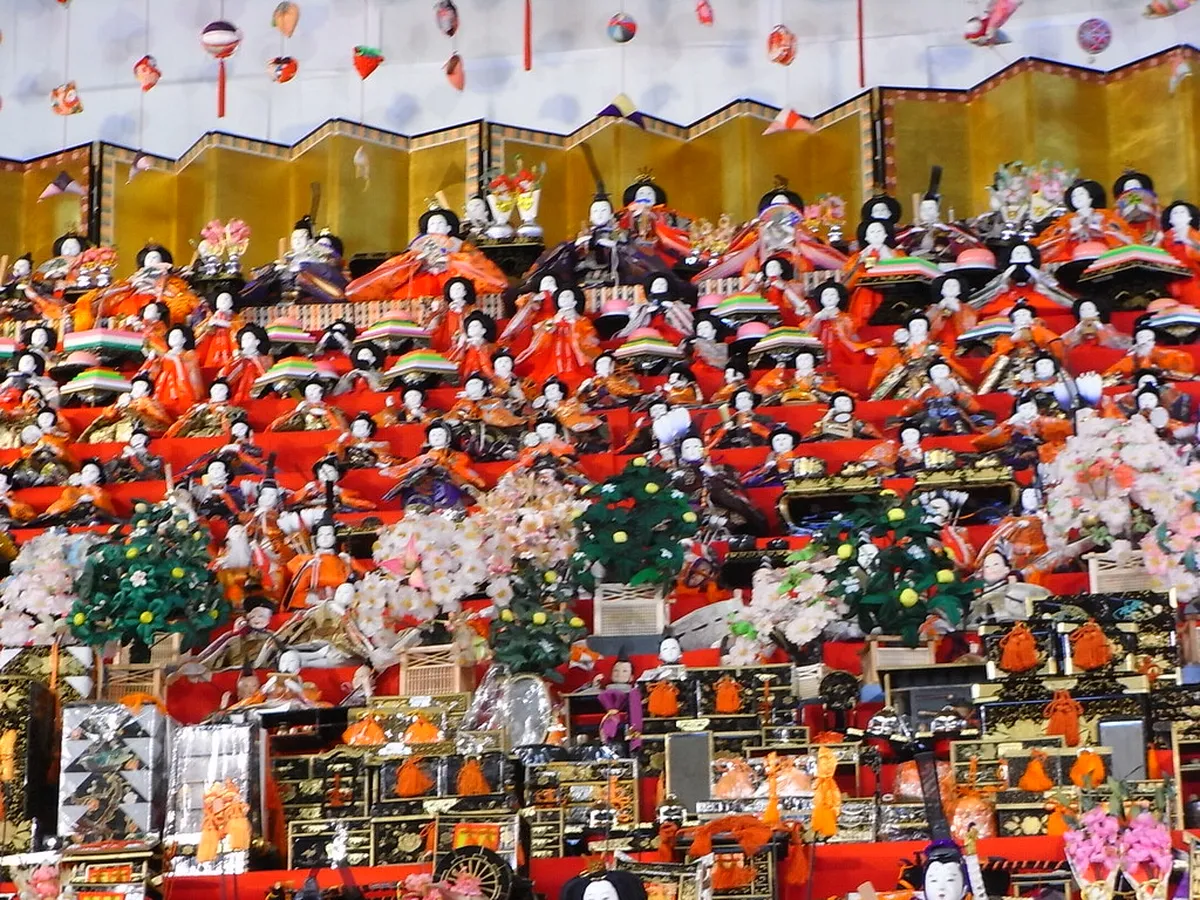 The Obuse and Suzaka Sake Hub — a scene in Nagano