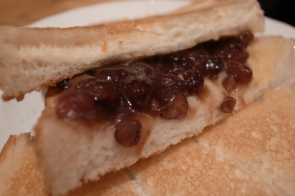 Nagoya Ogura toast cafes, Japan — 2