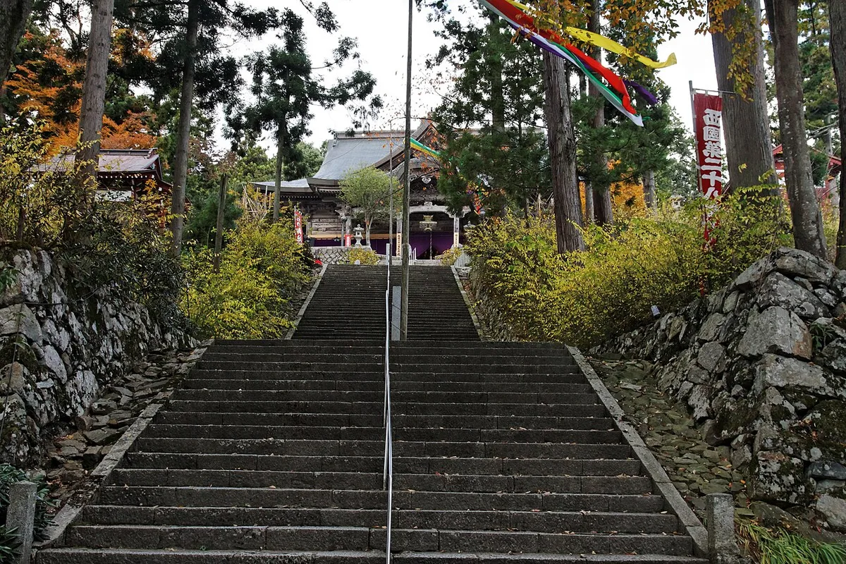 Nariai-ji Temple above Amanohashidate — 2