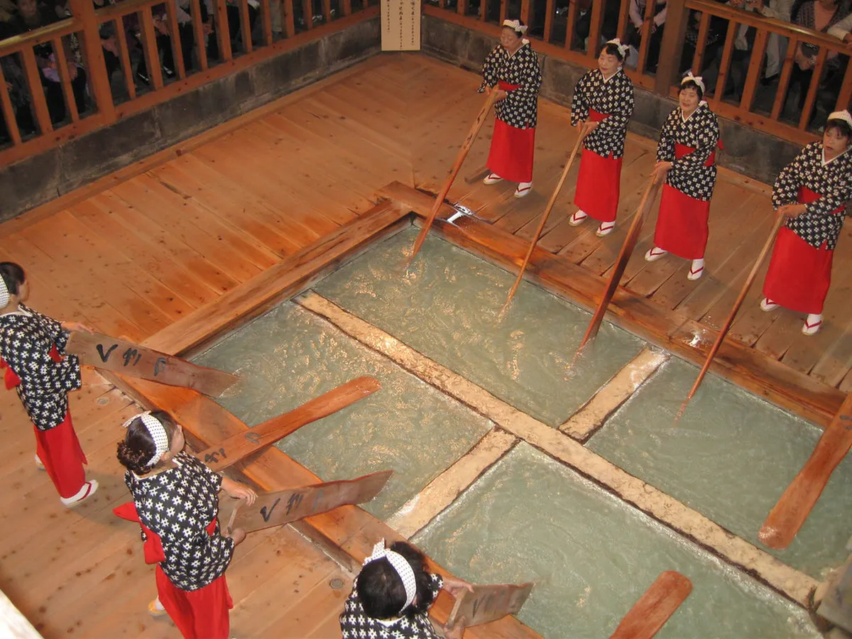 Must-See Netsu-No-Yu Attractions