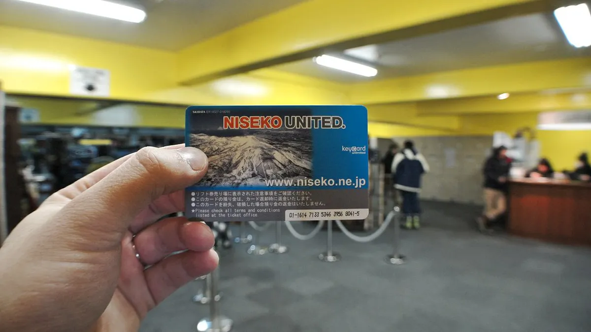 Niseko Lift Pass Basics: All Mountain vs Local Options