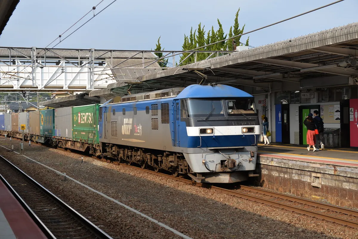 The Otoshi Charge and Other Izakaya Logistics in Okayama