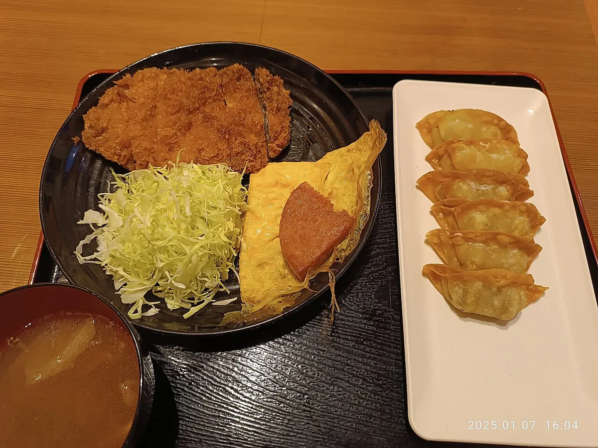 JP 日本 Japan 沖繩 OKINAWA 家庭料理之家 Family Cuisine Restaurant 1556pm January 2025 R12S 104 — 1