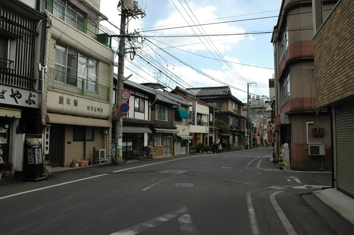 Etiquette, Closures, and Other Practical Notes in Onomichi