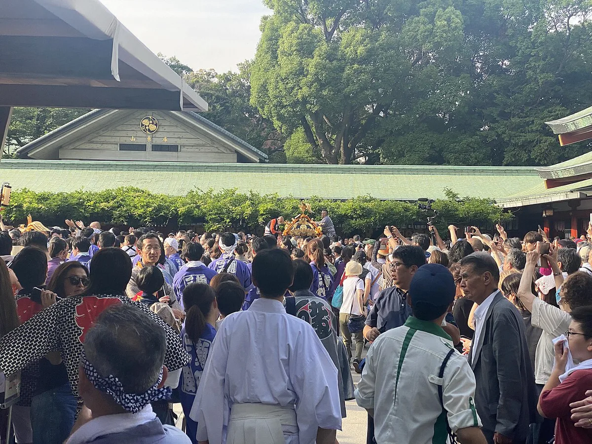 Traditional procession at Sanno Matsuri near Hie Shrine in Tokyo, Japan — 1