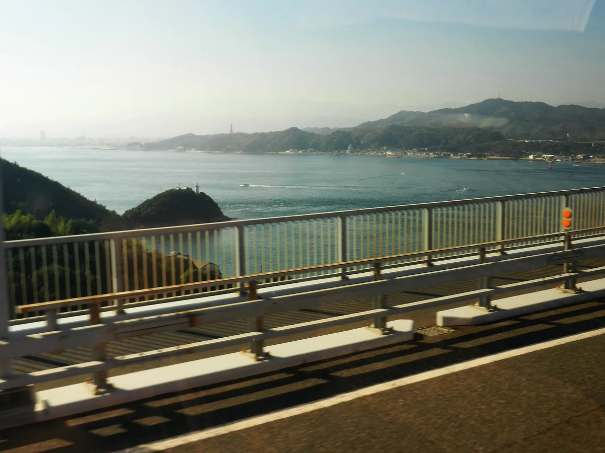 Shimanami Kaido 島波海道 - panoramio.jpg