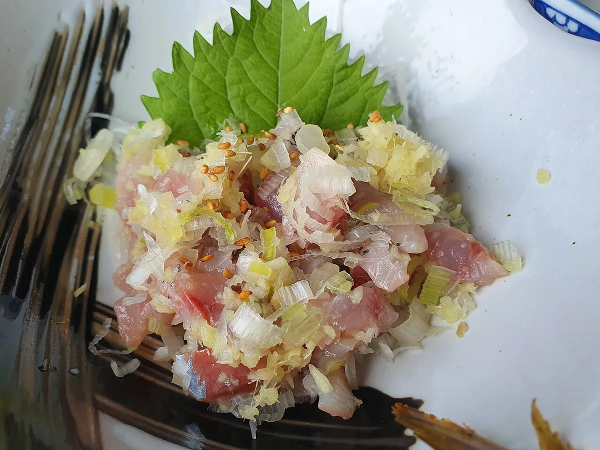 Kue hot pot, fresh seafood and Kishu plum foods in Shirahama, Japan — 1
