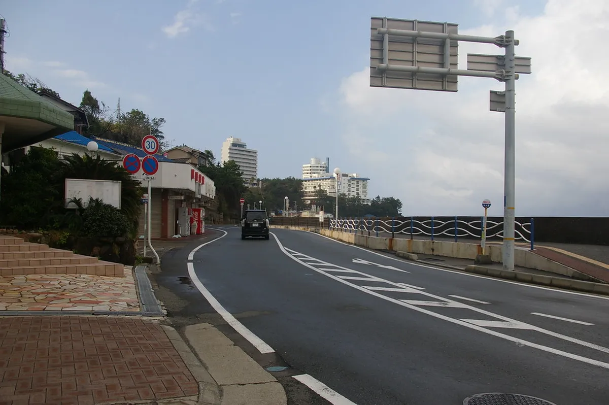 Kue-Nabe Cost: What a Full Course Actually Runs in Shirahama