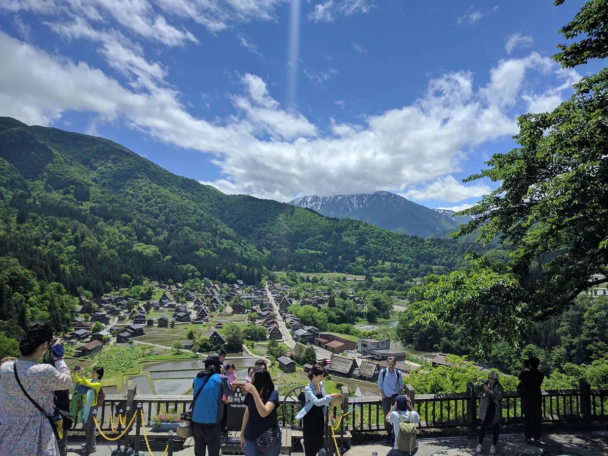 Shiroyama Viewpoint (Ogimachi Castle Site Observatory)