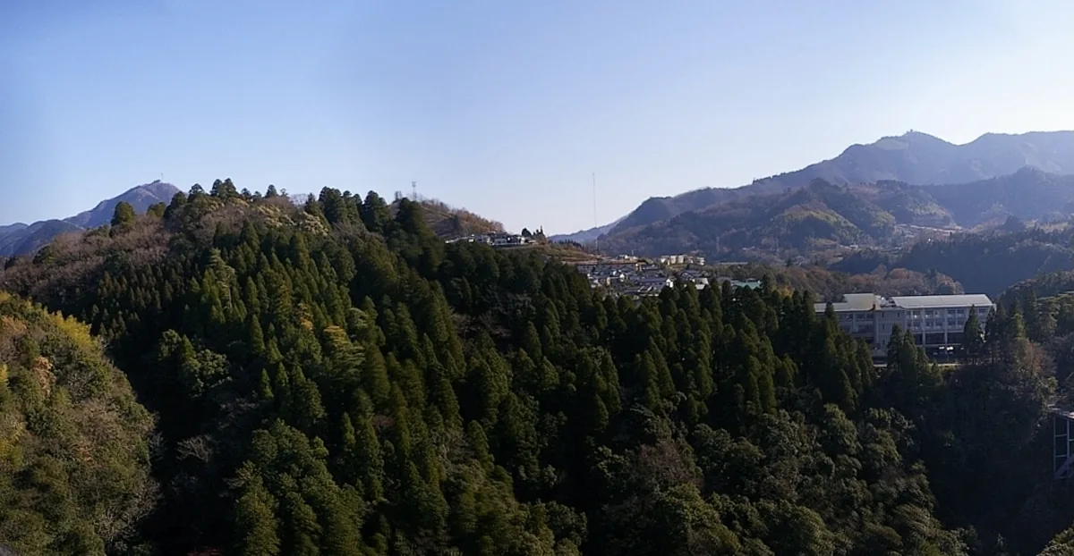 Takachiho town panorama (cropped).jpg