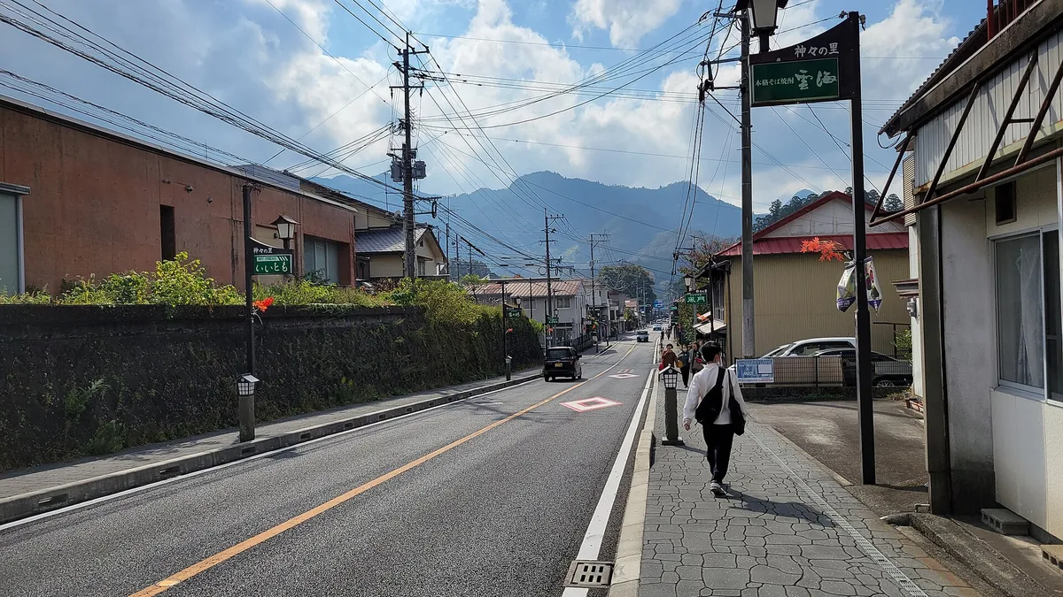 Takachiho Koudono Street at Gamadase 2022.jpg