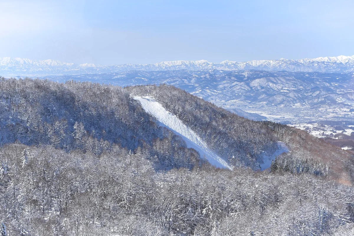 Zao onsen ski area (51843331553).jpg